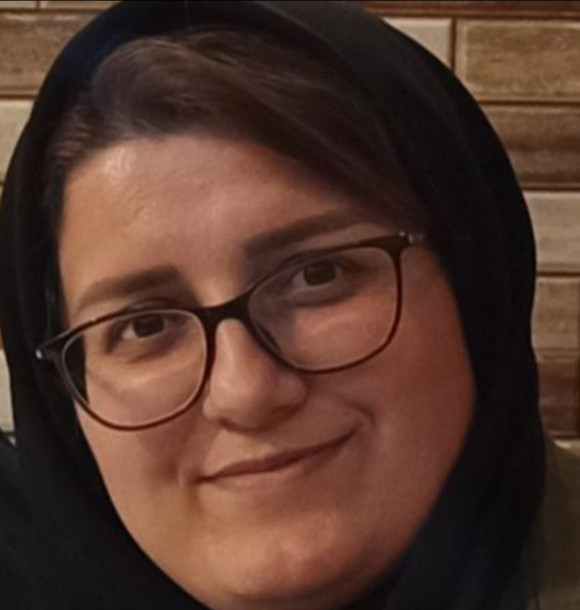 سمیه حسن نژاد